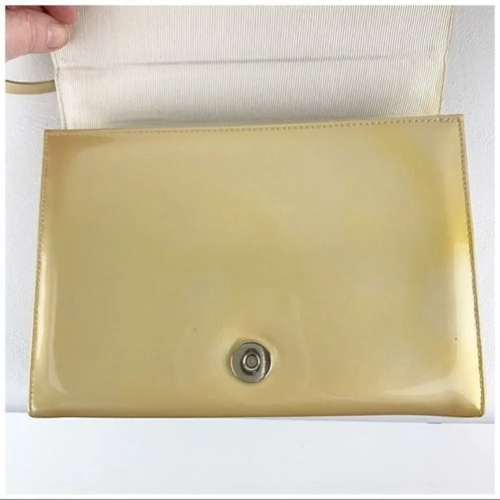 Stuart Weitzman Vintage Gold Evening Shoulder Bag‎